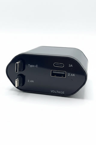 4-in-1 Retractable Fast Car Charger | 800mm Heavy-Duty Cable & LED Voltage Monitor